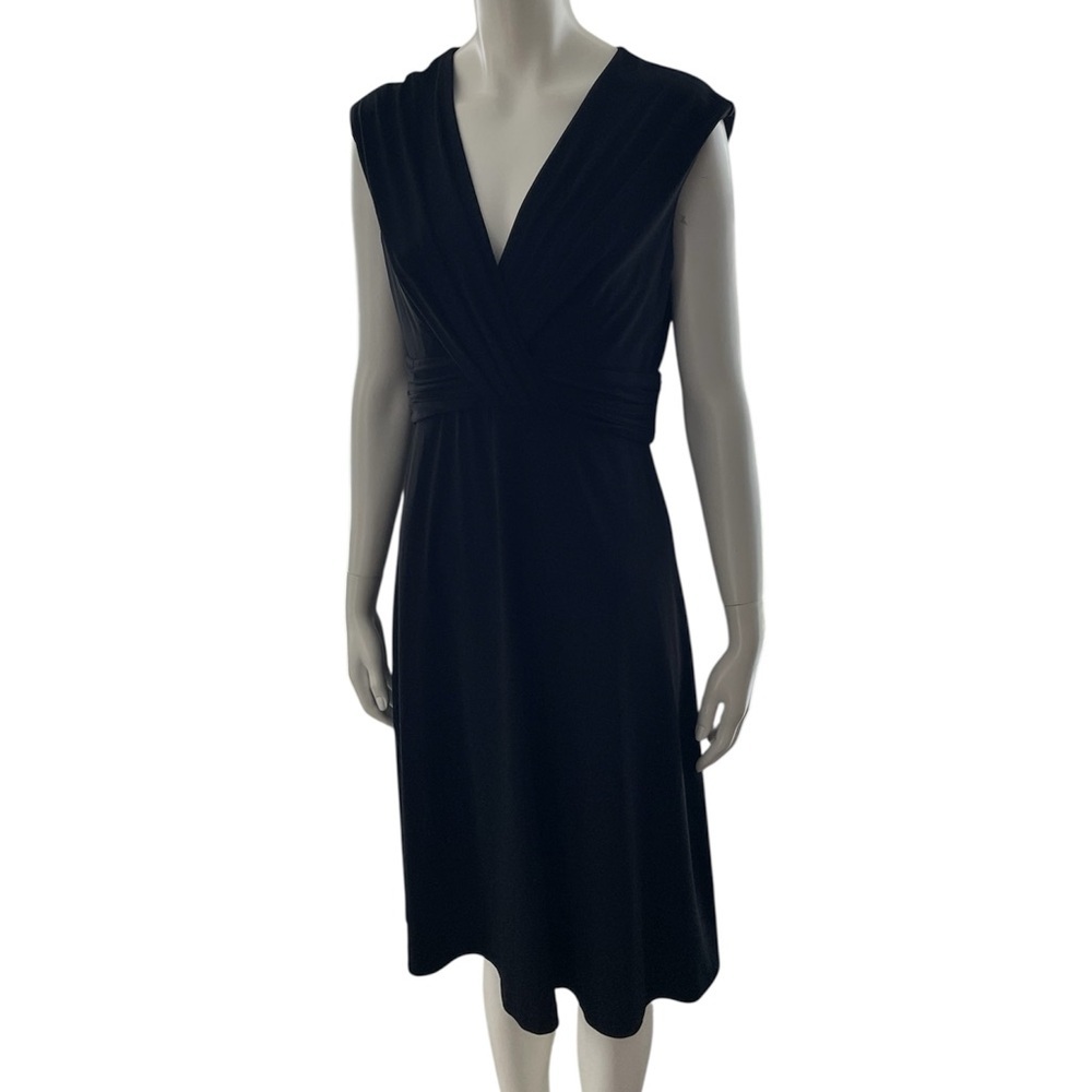 🖤WHBM Black Dress, size 8. Excellent condition.